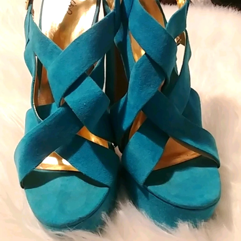 Mossimo Aqua Platform Heels